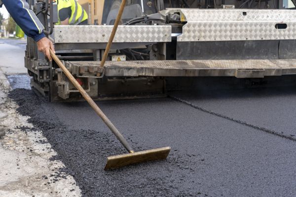 Tarmac Laying Service in San Rafael